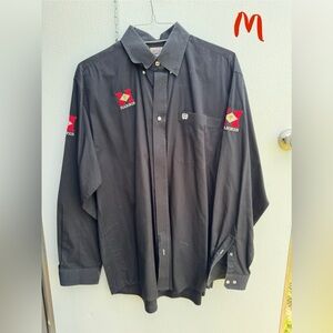 Men’s cinch button up size Medium